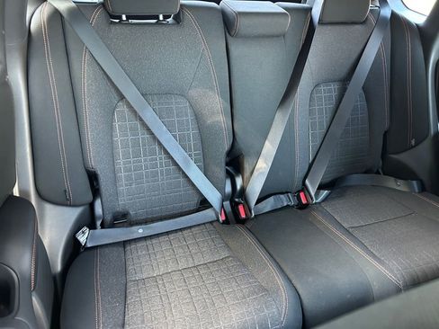 Certified 2025 Honda HR-V Sport image 20