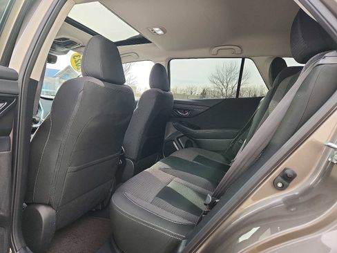 Used 2023 Subaru Outback Premium image 10