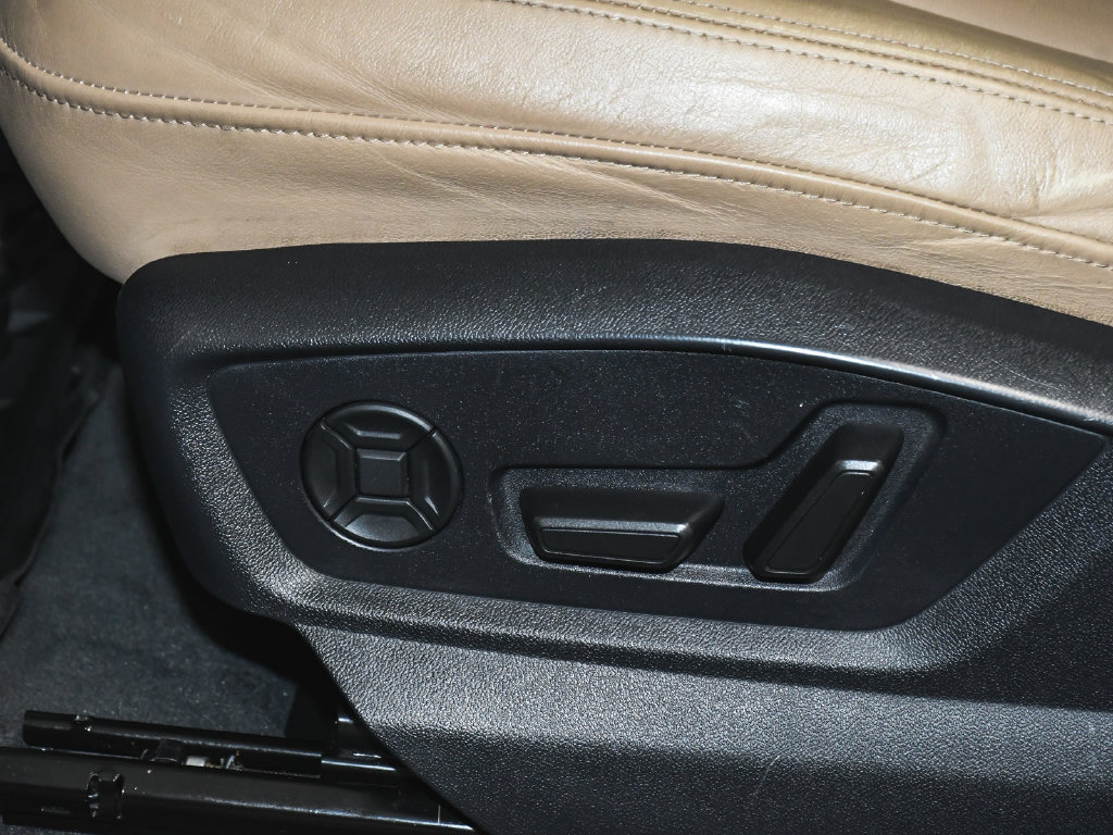 Used 2022 Audi Q8 Premium AWD/4WD image 47