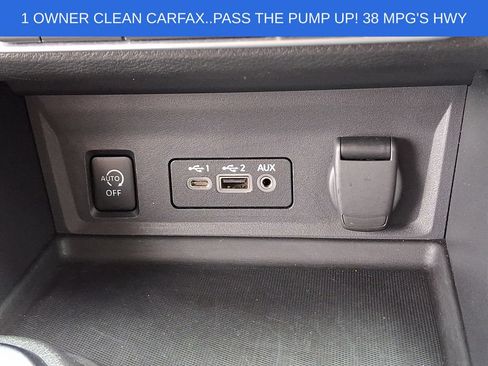 Used 2024 Nissan Sentra SR FWD image 23