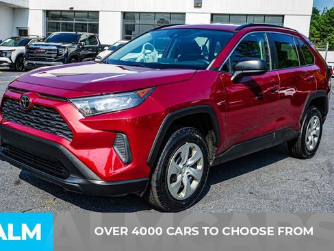 Used 2021 Toyota RAV4 LE FWD image 3