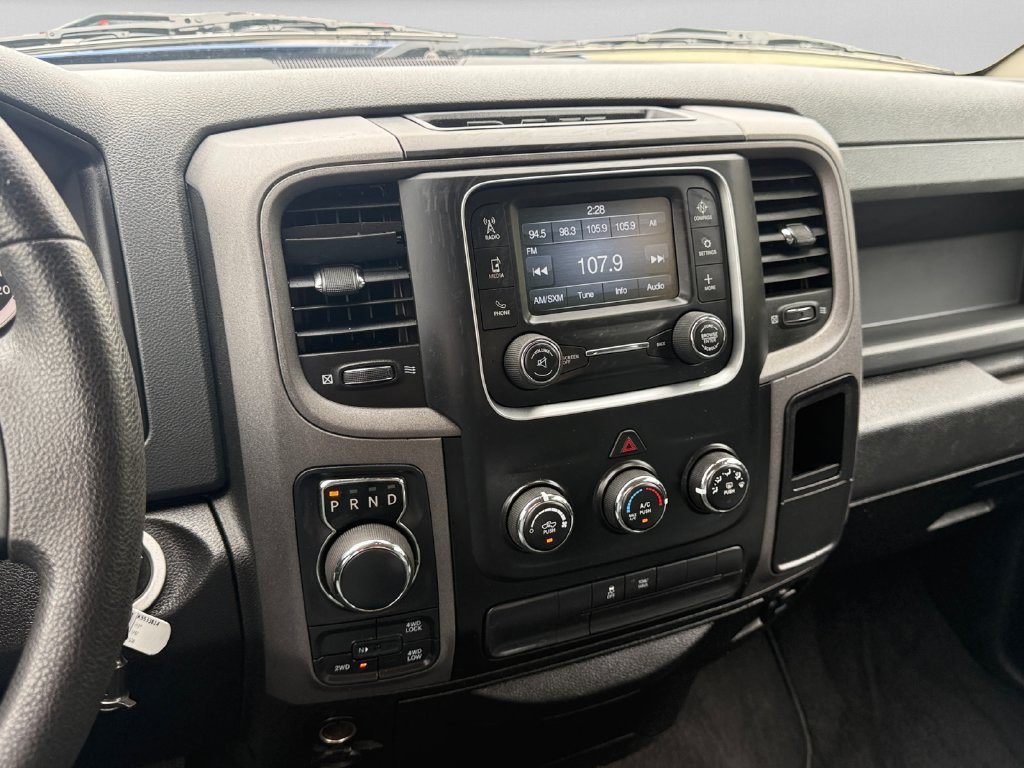Certified 2019 RAM 1500 Express w/ Express Value Package AWD/4WD image 14