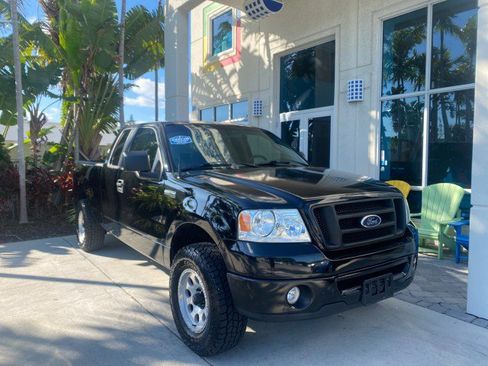 Used 2006 Ford F150 STX image 2