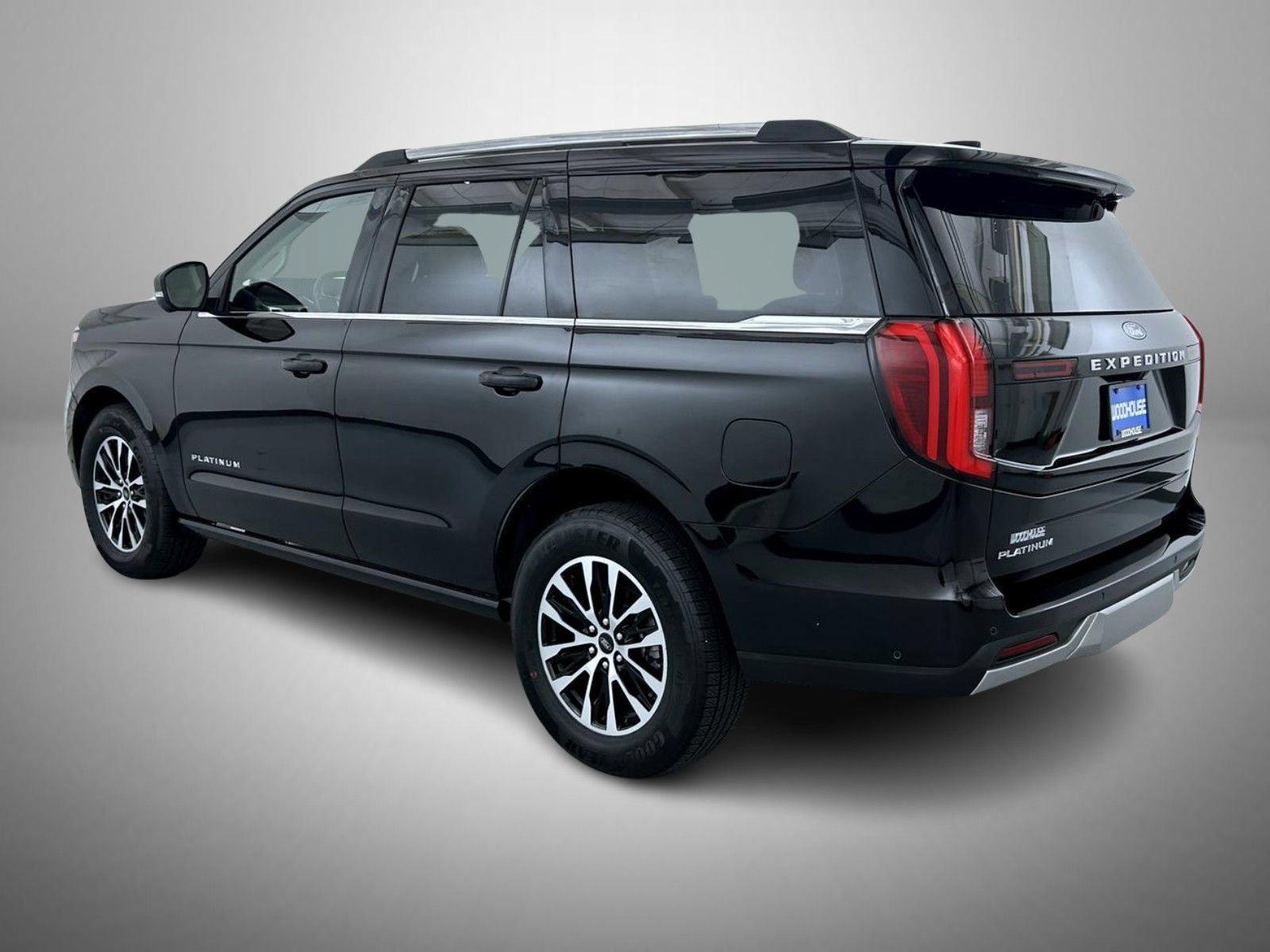 Used 2025 Ford Expedition Platinum AWD/4WD image 7