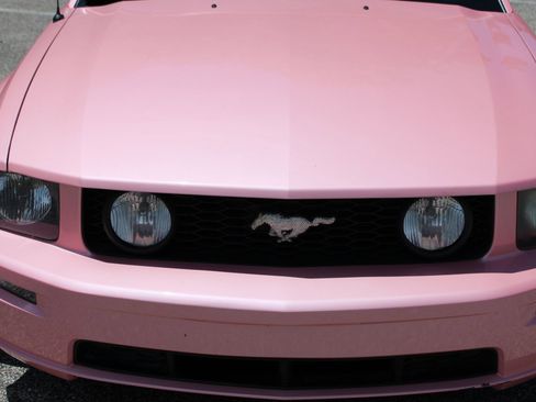 Used 2006 Ford Mustang GT RWD image 24