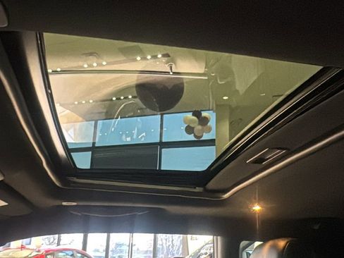 Used 2017 Dodge Challenger SRT Hellcat image 30