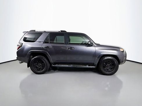 Used 2021 Toyota 4Runner SR5 Premium w/ Moonroof Package RWD image 4