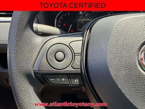 Certified 2025 Toyota RAV4 XLE AWD/4WD image 30