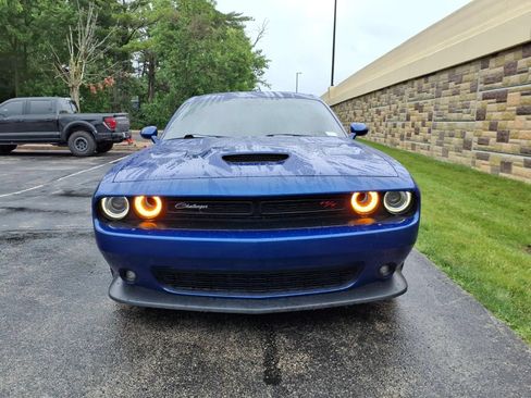 Used 2021 Dodge Challenger R/T Scat Pack w/ Dynamics Package RWD image 3