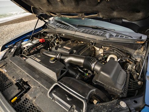 Used 2018 Ford F150 Raptor w/ Equipment Group 802A Luxury image 19