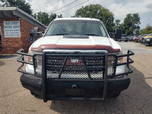 Used 2013 GMC Sierra 3500 SLE w/ Suspension Package, Off-Road AWD/4WD image 7