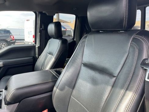 Used 2019 Ford F250 Lariat w/ Lariat Value Package AWD/4WD image 4