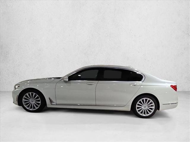 Used 2017 BMW 740i RWD image 8