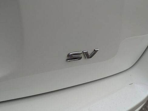 Used 2019 Nissan Pathfinder SV image 14