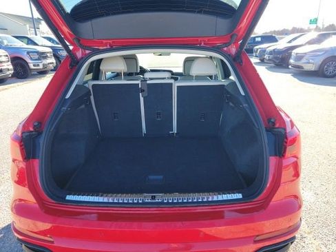 Used 2024 Audi Q3 2.0T Premium image 25