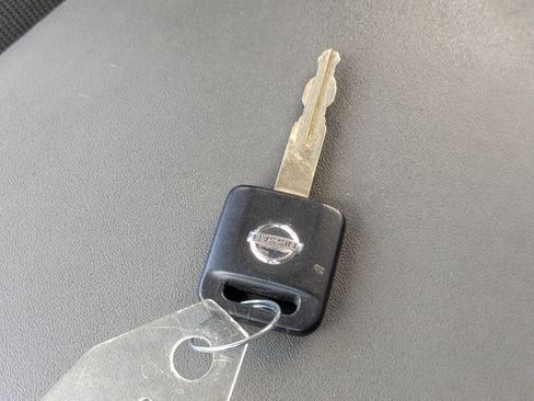 Used 2018 Nissan Frontier S RWD image 24