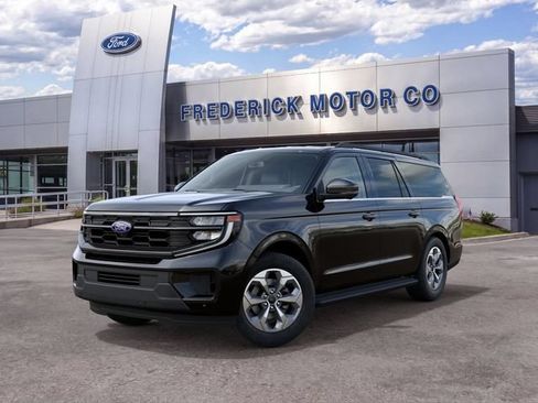 New 2027 Ford Expedition Max Active AWD/4WD image 2