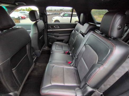 Used 2016 Ford Explorer Sport image 20