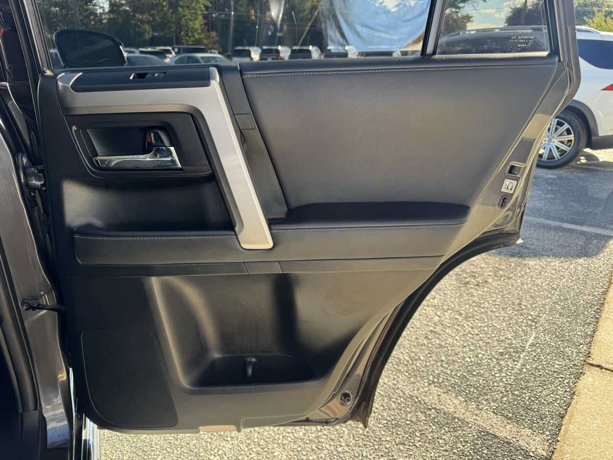 Used 2023 Toyota 4Runner Limited RWD image 32