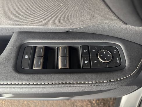 Used 2026 Lexus TX 500h AWD w/ Technology Package image 12