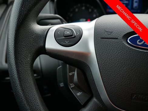 Used 2013 Ford Focus SE w/ SE Winter Pkg image 18