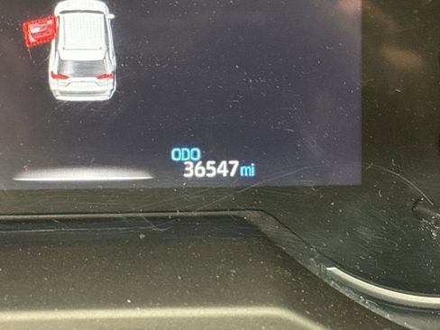 Used 2023 Toyota RAV4 LE AWD/4WD image 9