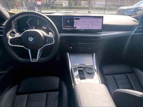 Used 2025 BMW 230i Coupe w/ M Sport Package image 16