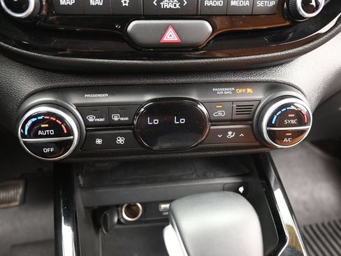 Used 2024 Kia Soul EX w/ Option Group 015 FWD image 29