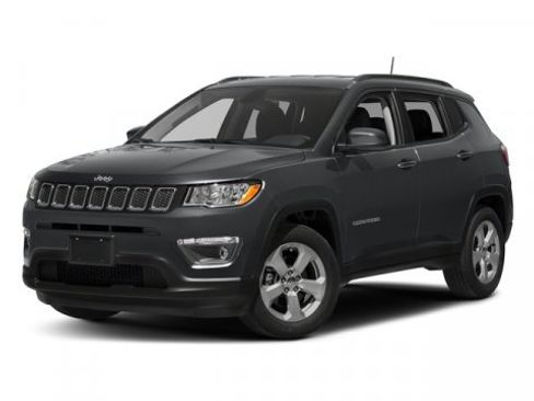 Used 2017 Jeep Compass Latitude w/ Popular Equipment Group image 4