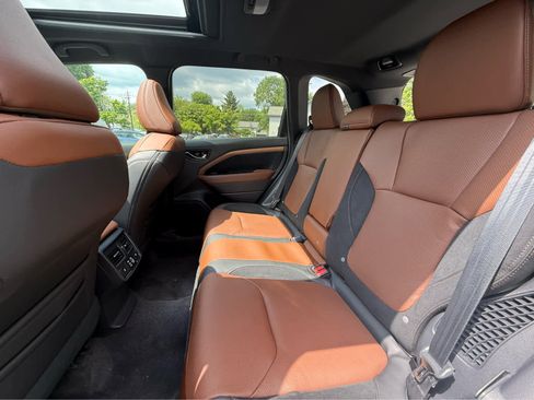 New 2026 Subaru Forester Touring AWD/4WD image 17