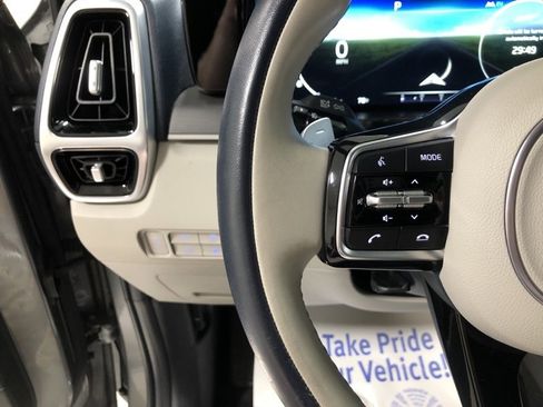 Used 2023 Kia Sorento SX Prestige image 23