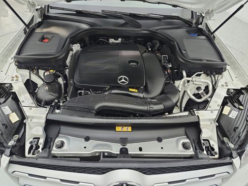 Used 2022 Mercedes-Benz GLC 300 image 14