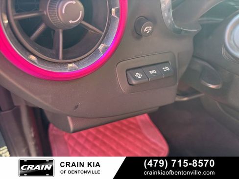 Used 2016 Chevrolet Camaro SS image 14