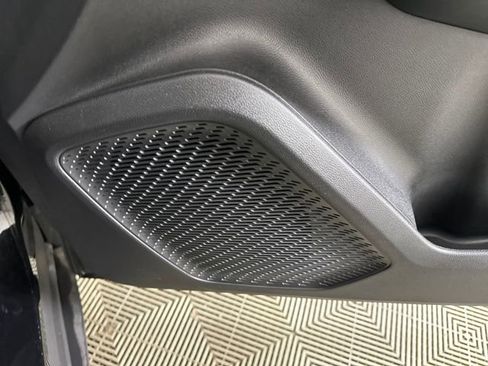 Used 2024 Chevrolet Equinox EV LT image 29