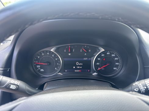 Used 2023 GMC Terrain SLT AWD/4WD image 20