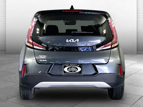 Certified 2025 Kia Soul LX image 3