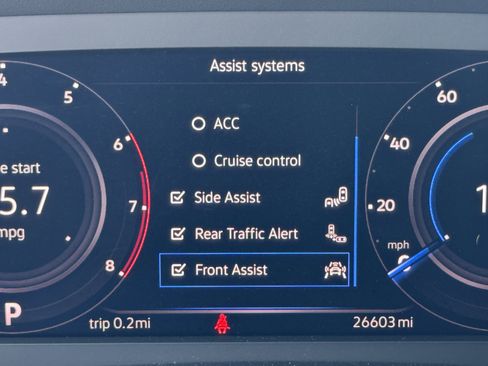 Used 2023 Volkswagen Atlas SE w/ Panoramic Sunroof Package FWD image 22