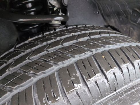 Used 2023 Toyota Tacoma TRD Sport image 28