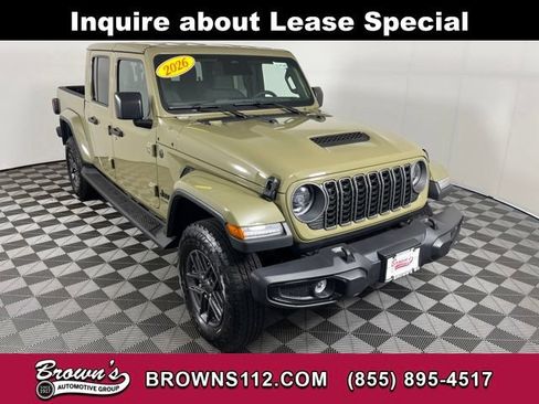 Used 2026 Jeep Gladiator Sport AWD/4WD image 1