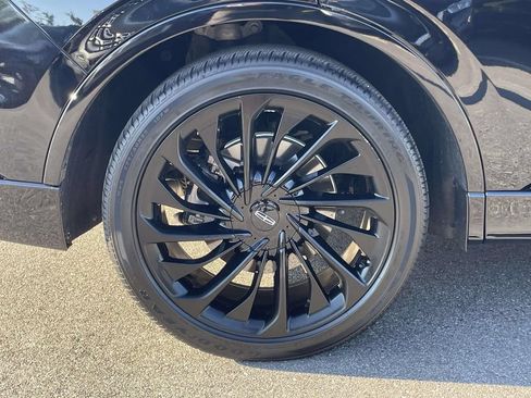 Used 2022 Lincoln Aviator Reserve w/ Equipment Group 201A AWD/4WD image 5