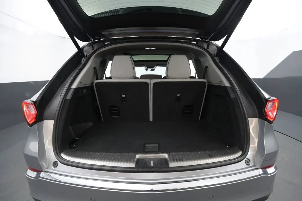 Used 2022 Acura MDX w/ Advance Package AWD/4WD image 46