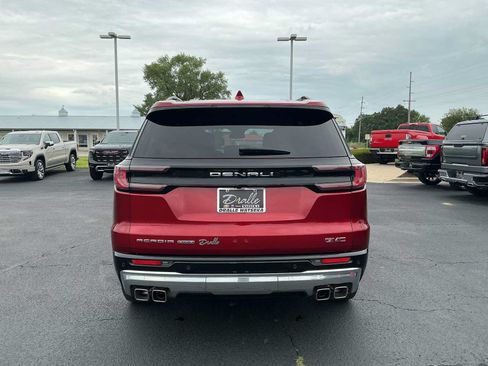 Used 2024 GMC Acadia Denali AWD/4WD image 6