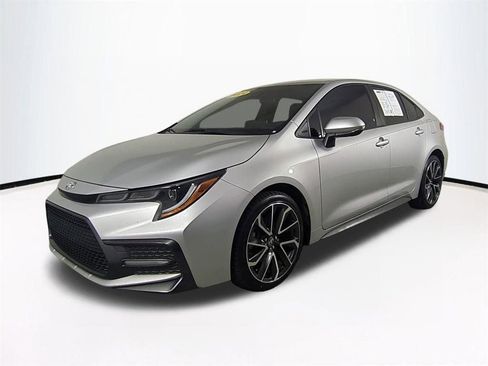 Used 2021 Toyota Corolla SE image 9