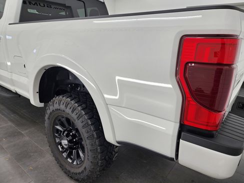 Used 2020 Ford F350 Lariat image 27