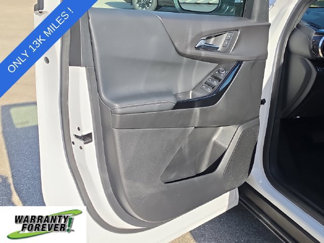 Used 2025 Chevrolet Equinox LT FWD image 15