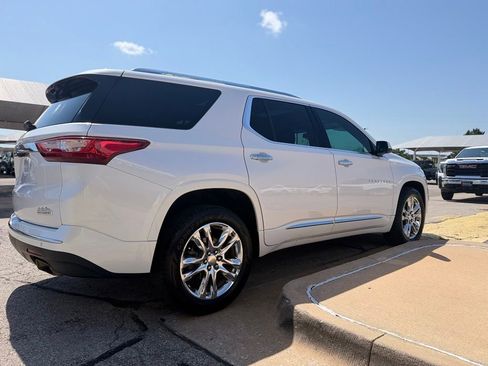 Used 2021 Chevrolet Traverse High Country AWD/4WD image 4