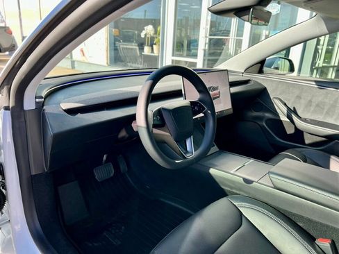 Used 2024 Tesla Model 3 Long Range image 13