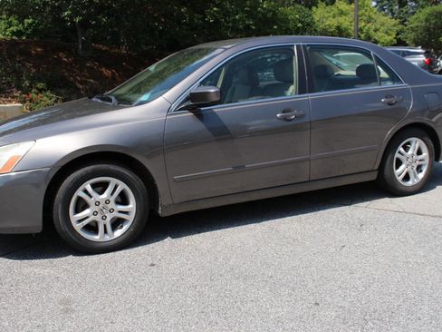 Used 2006 Honda Accord EX-L image 4