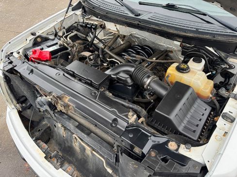 Used 2013 Ford F150 XLT w/ Trailer Tow Pkg image 21