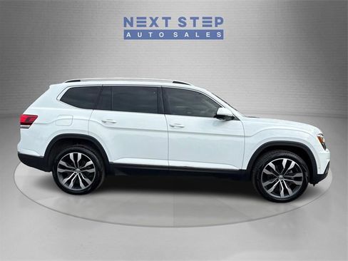 Used 2019 Volkswagen Atlas SEL Premium image 9